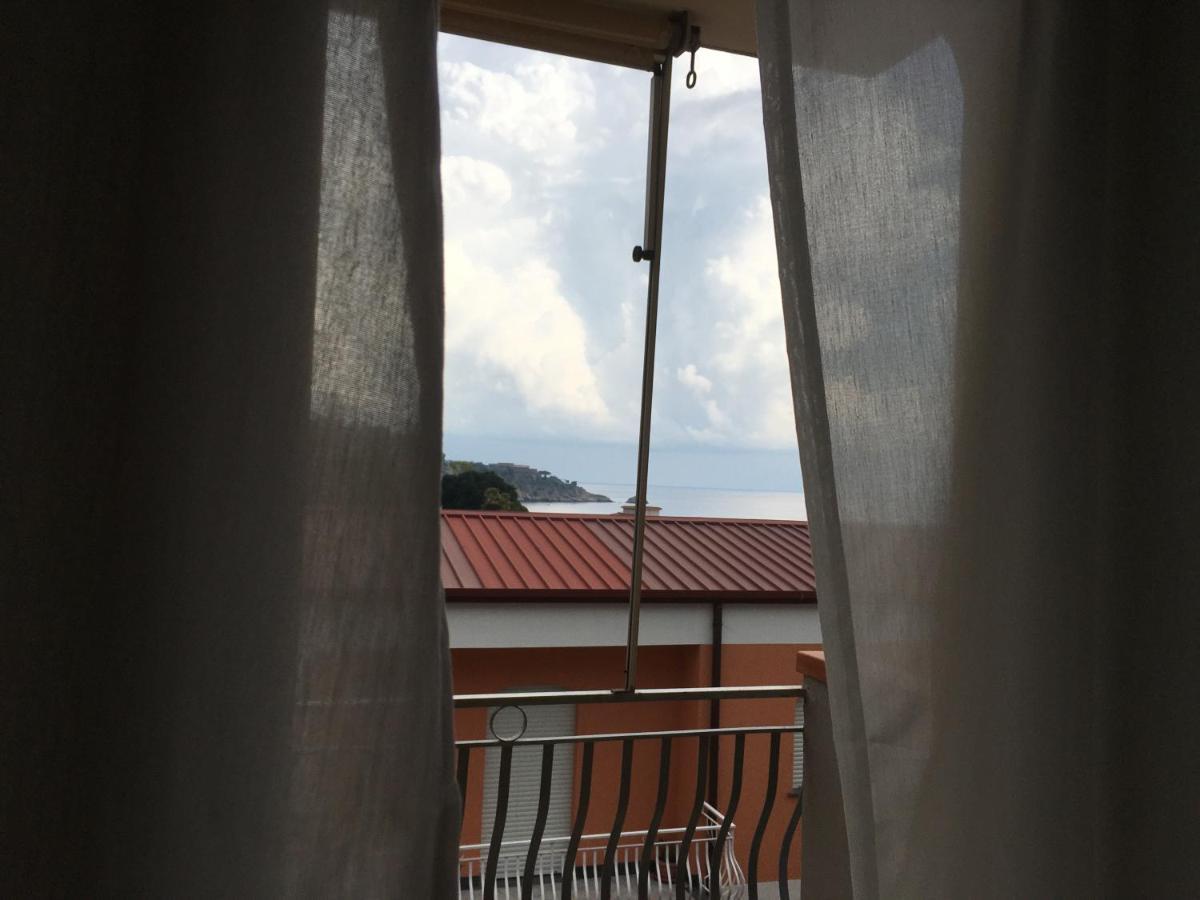 Residence La Fenice Ff Giardini Naxos Exteriér fotografie
