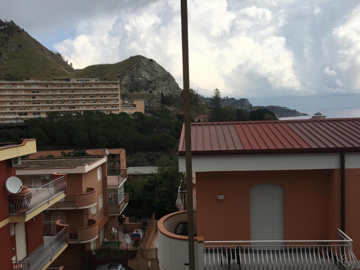 Residence La Fenice Ff Giardini Naxos Exteriér fotografie
